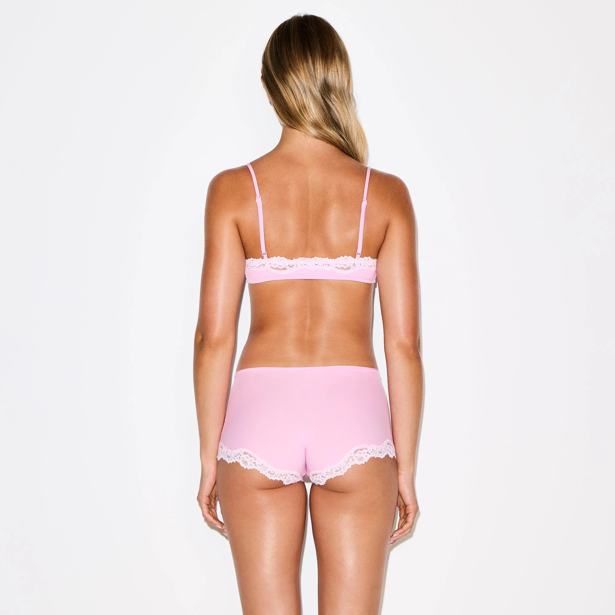 FITS EVERYBODY LACE SCOOP BRALETTE | BUBBLEGUM TONAL - Image 3