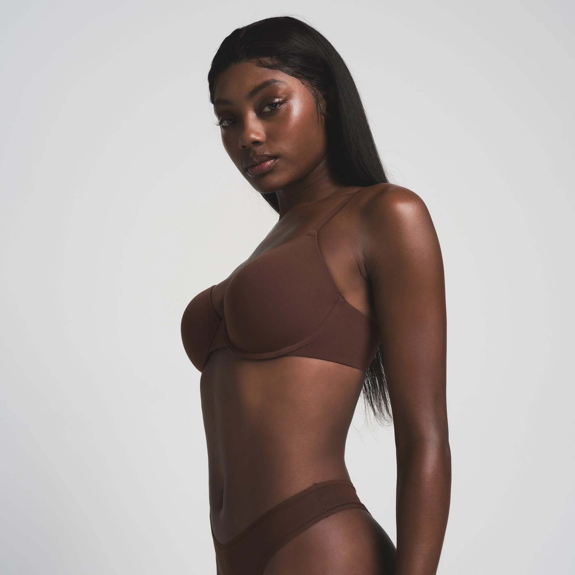 FITS EVERYBODY T-SHIRT BRA | COCOA - Image 3