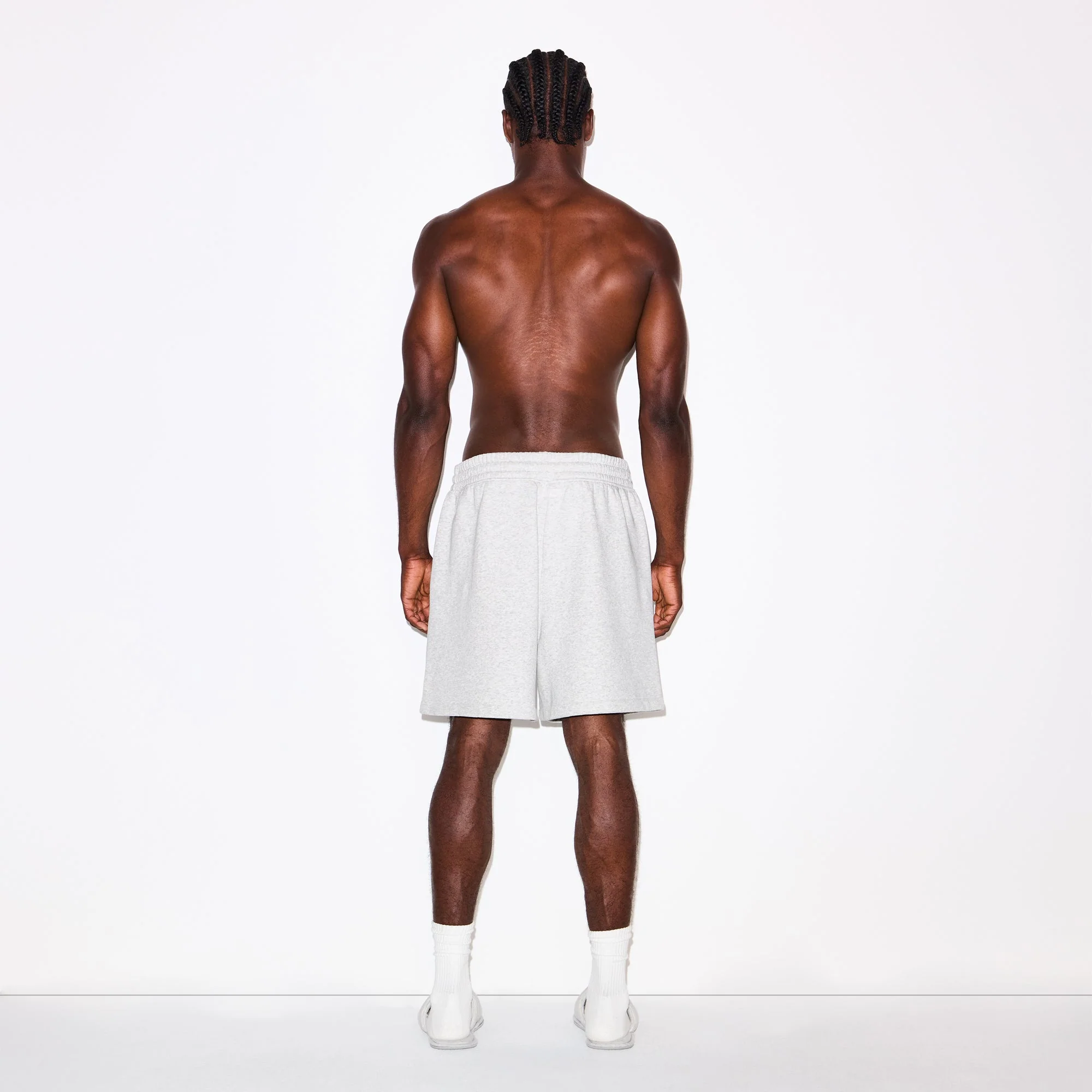 FLEECE LOUNGE MENS RELAXED SHORT | LIGHT HEATHER GREY - Image 5