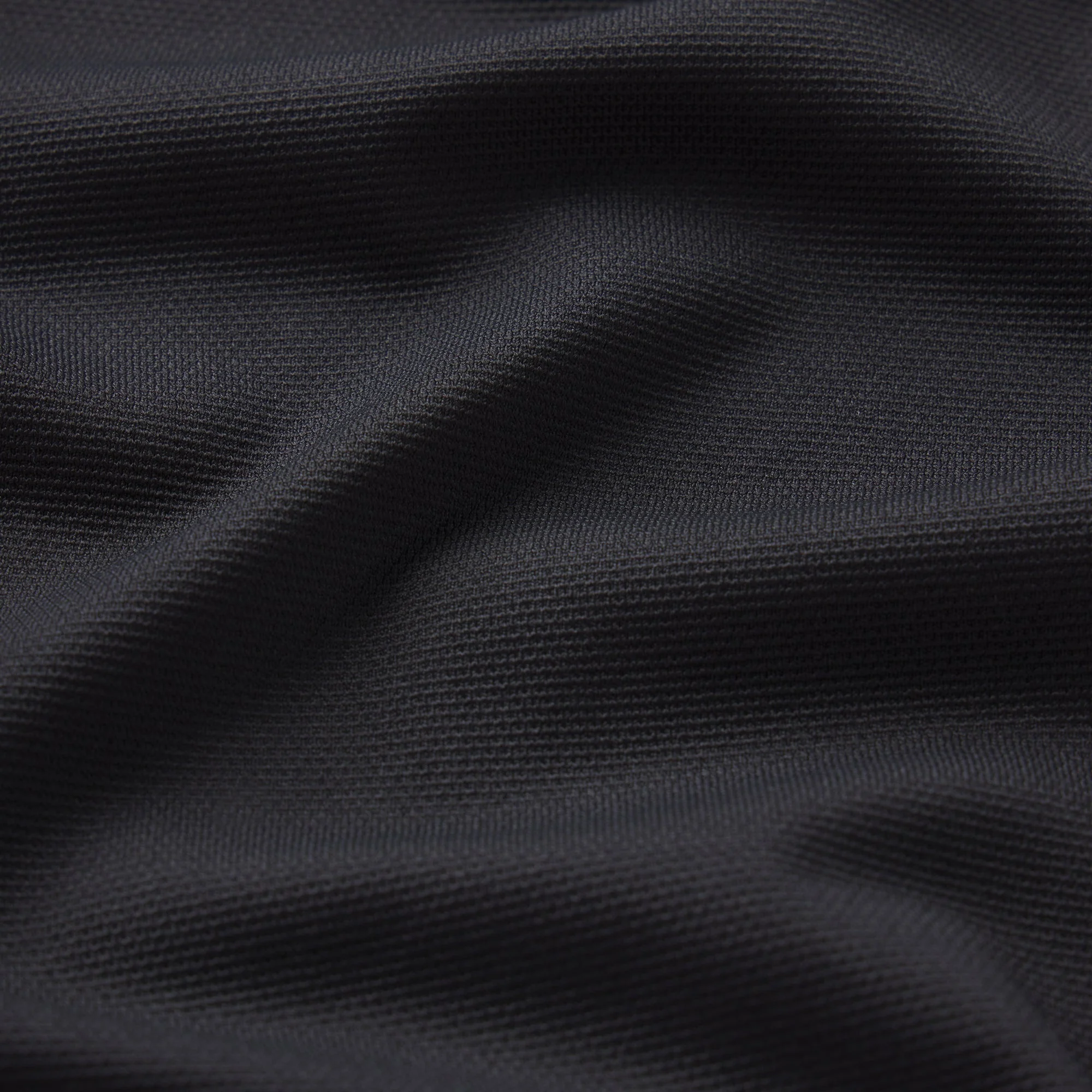 NikeSKIMS AIRY DRI-FIT™ RELAXED SHORT | OBSIDIAN - Image 4