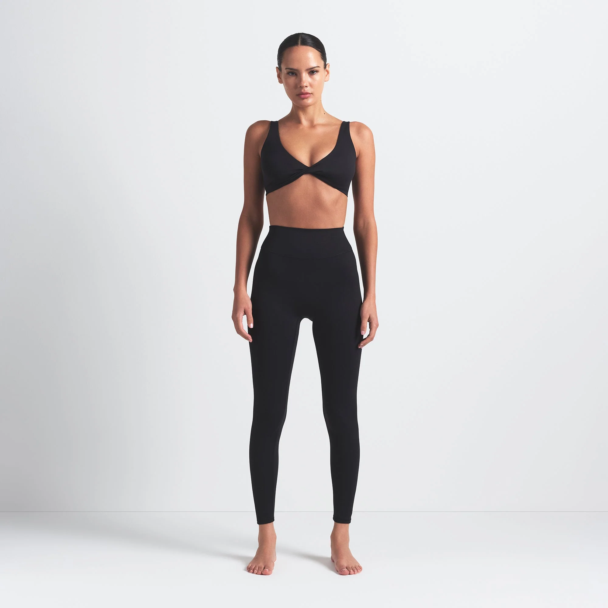 NikeSKIMS MATTE 26" LEGGING | OBSIDIAN - Image 4