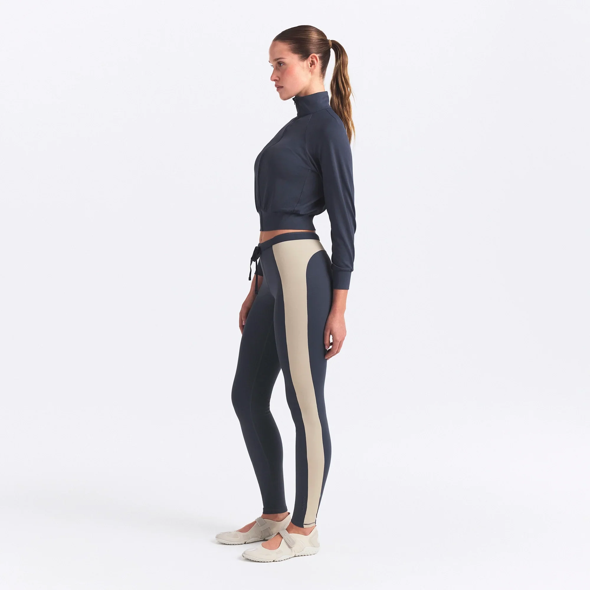 NikeSKIMS MATTE SHINE MIX 29" LEGGING | DEEP ROYAL AND STONE - Image 4