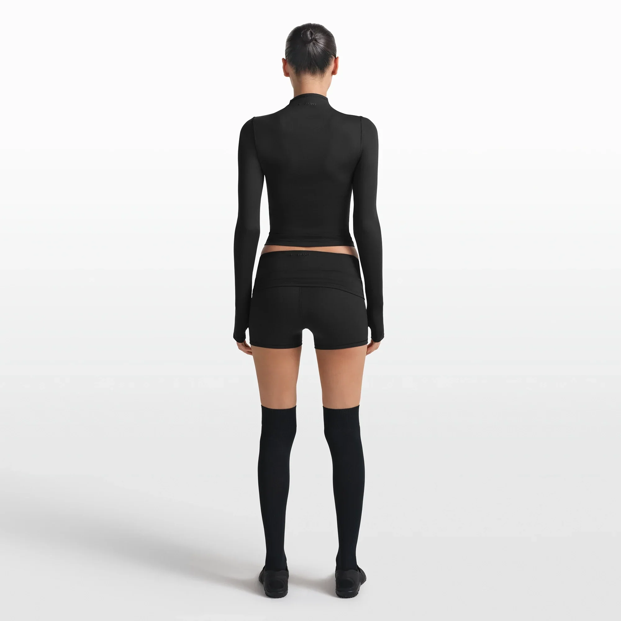 NikeSKIMS MATTE ZIP FRONT TOP | OBSIDIAN - Image 6