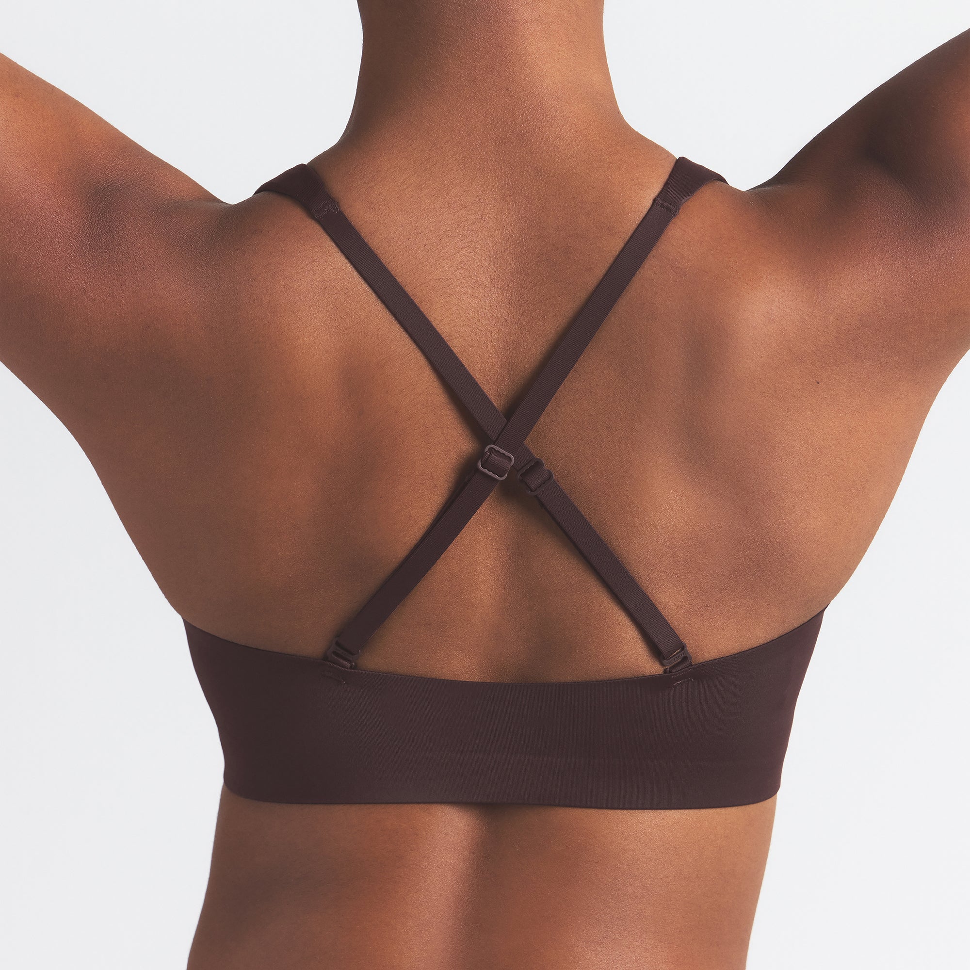 NikeSKIMS SHINE V-NECK BRA | PHOENIX - Image 3