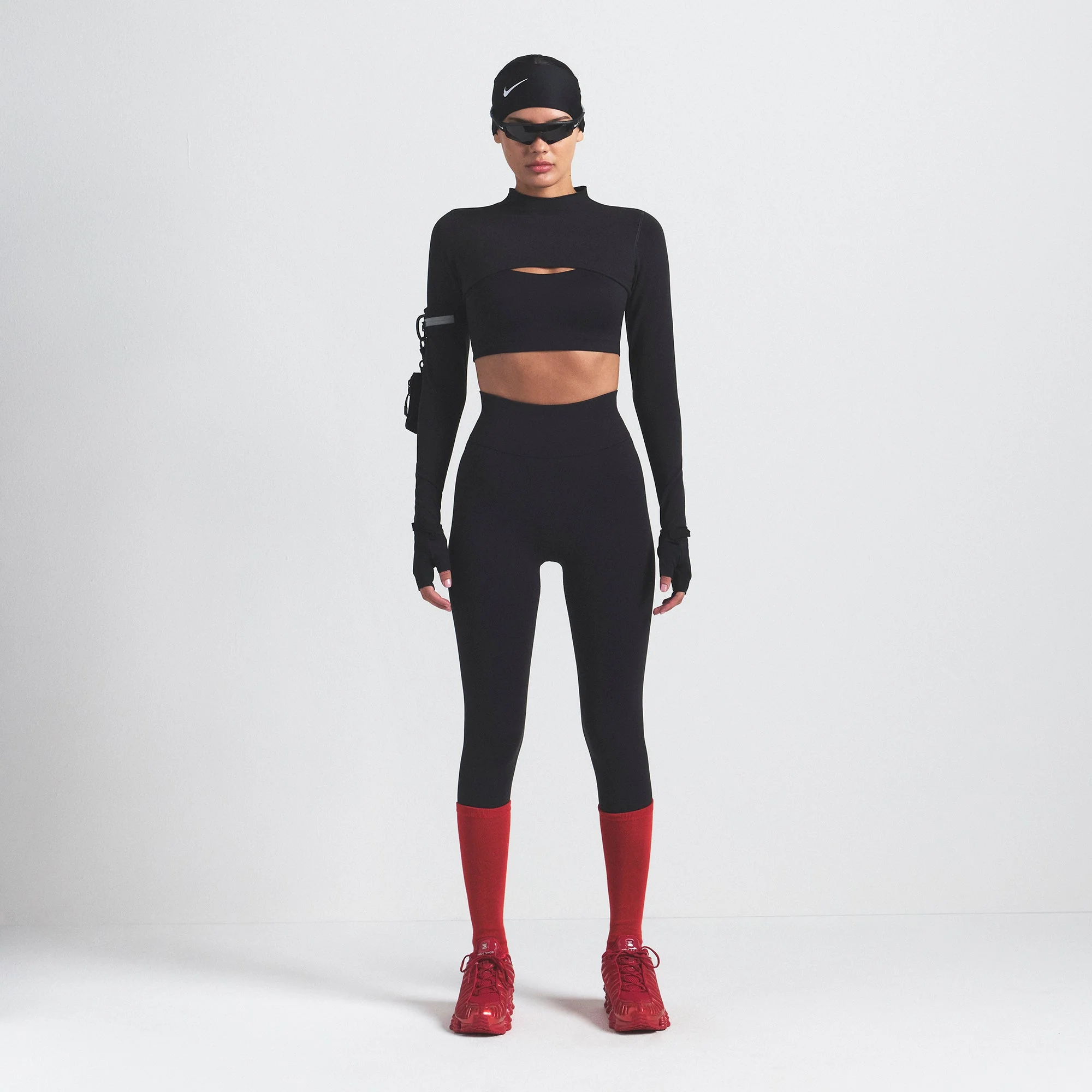 NikeSKIMS VINTAGE SEAMLESS LEGGING 26" | OBSIDIAN - Image 4