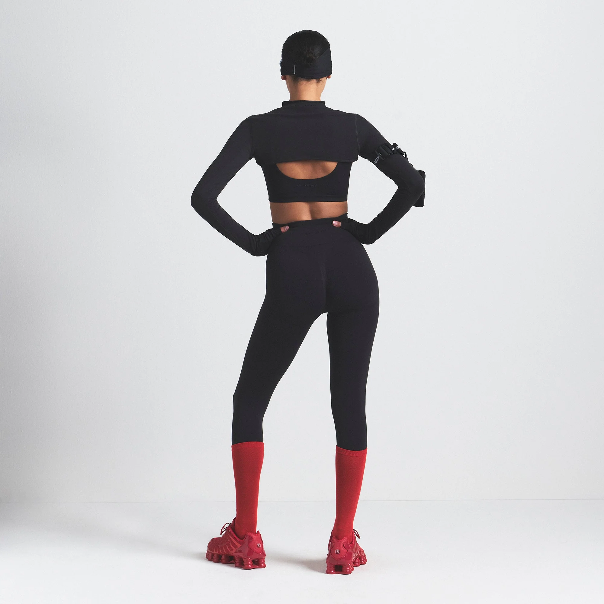NikeSKIMS VINTAGE SEAMLESS LEGGING 26" | OBSIDIAN - Image 6