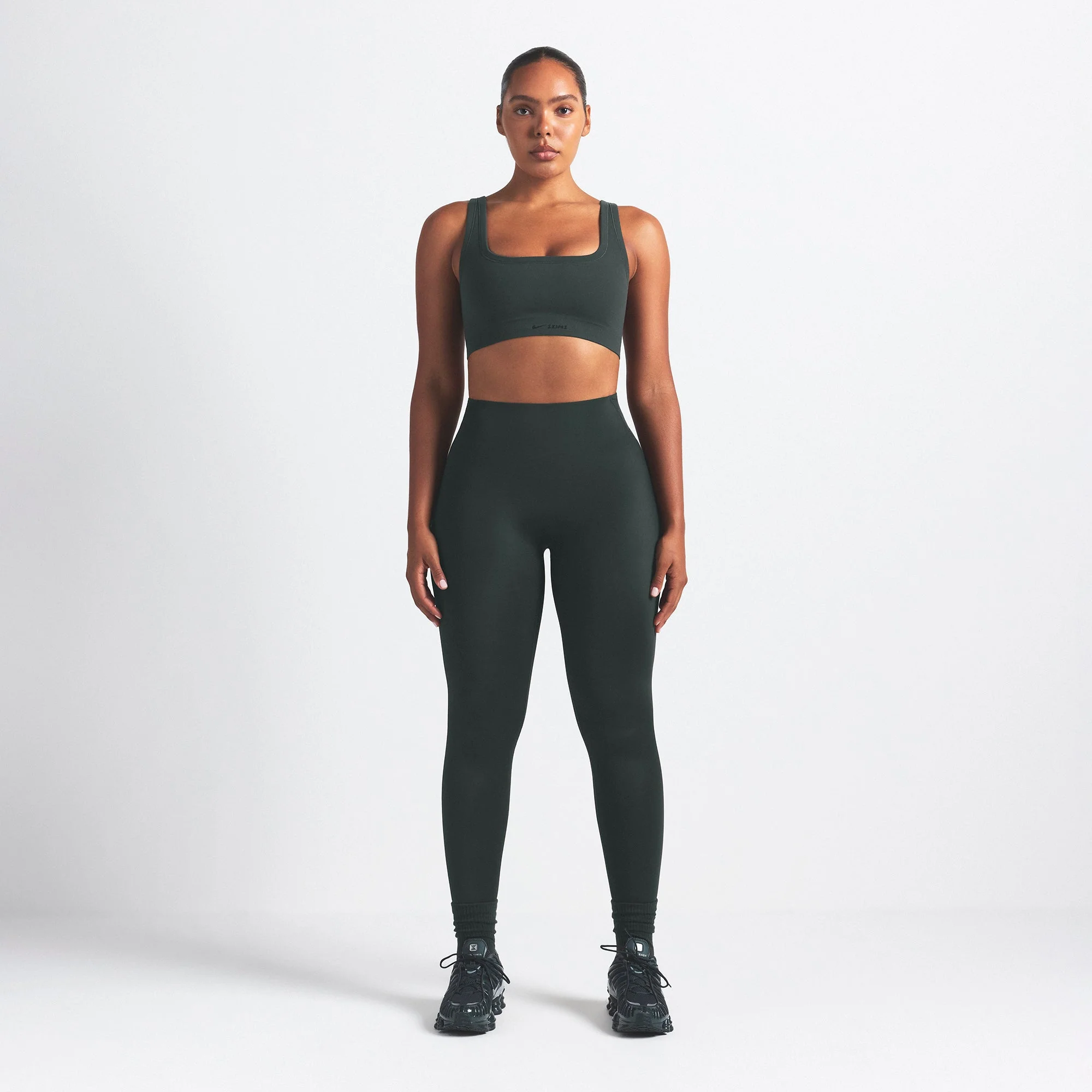 NikeSKIMS VINTAGE SEAMLESS SCOOP NECK BRA | DARK TEAL - Image 4