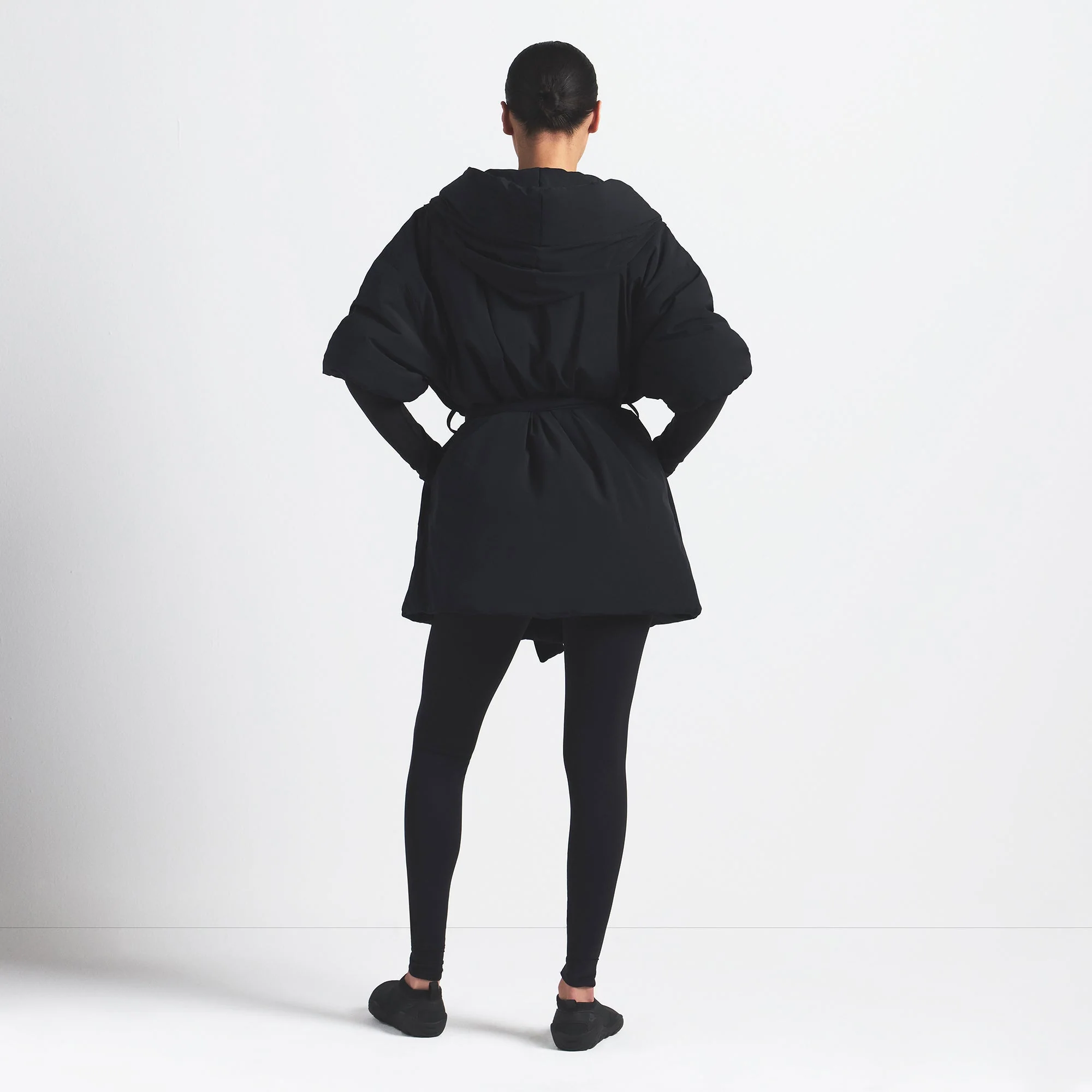 NikeSKIMS WOVEN NYLON WRAP COAT | OBSIDIAN - Image 3