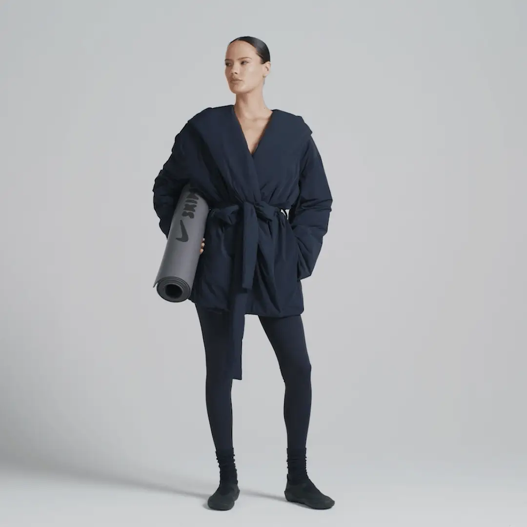 NikeSKIMS WOVEN NYLON WRAP COAT | OBSIDIAN - Image 7