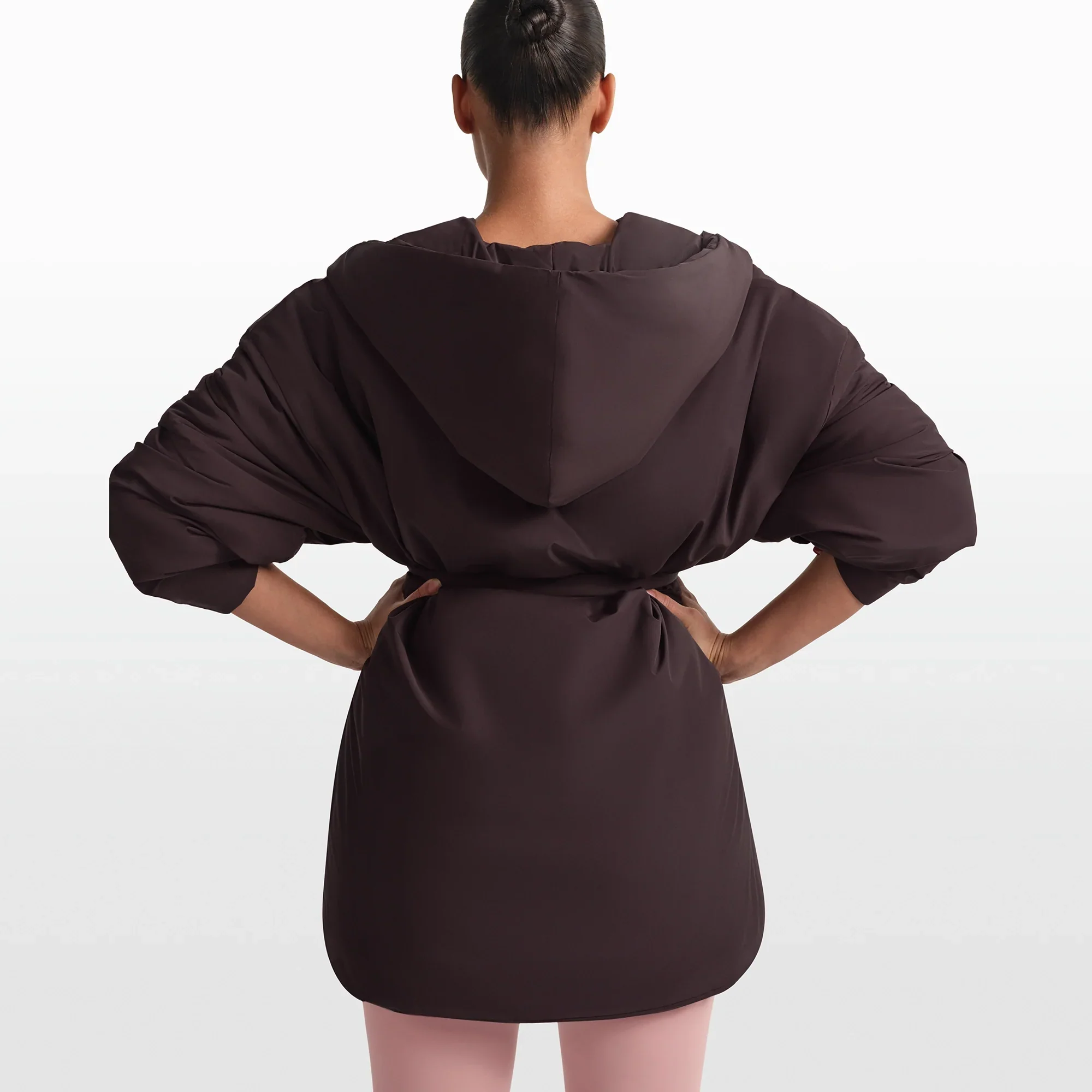 NikeSKIMS WOVEN NYLON WRAP COAT | PHOENIX - Image 4