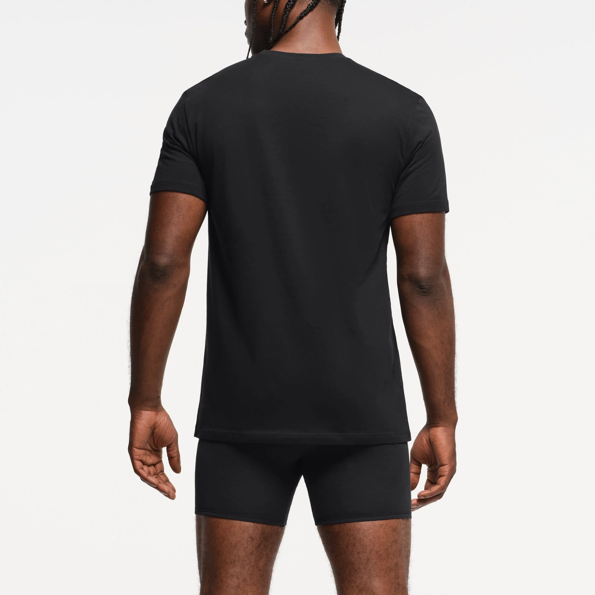 SKIMS BASICS MENS LIGHTWEIGHT T-SHIRT 3-PACK | OBSIDIAN - Image 3