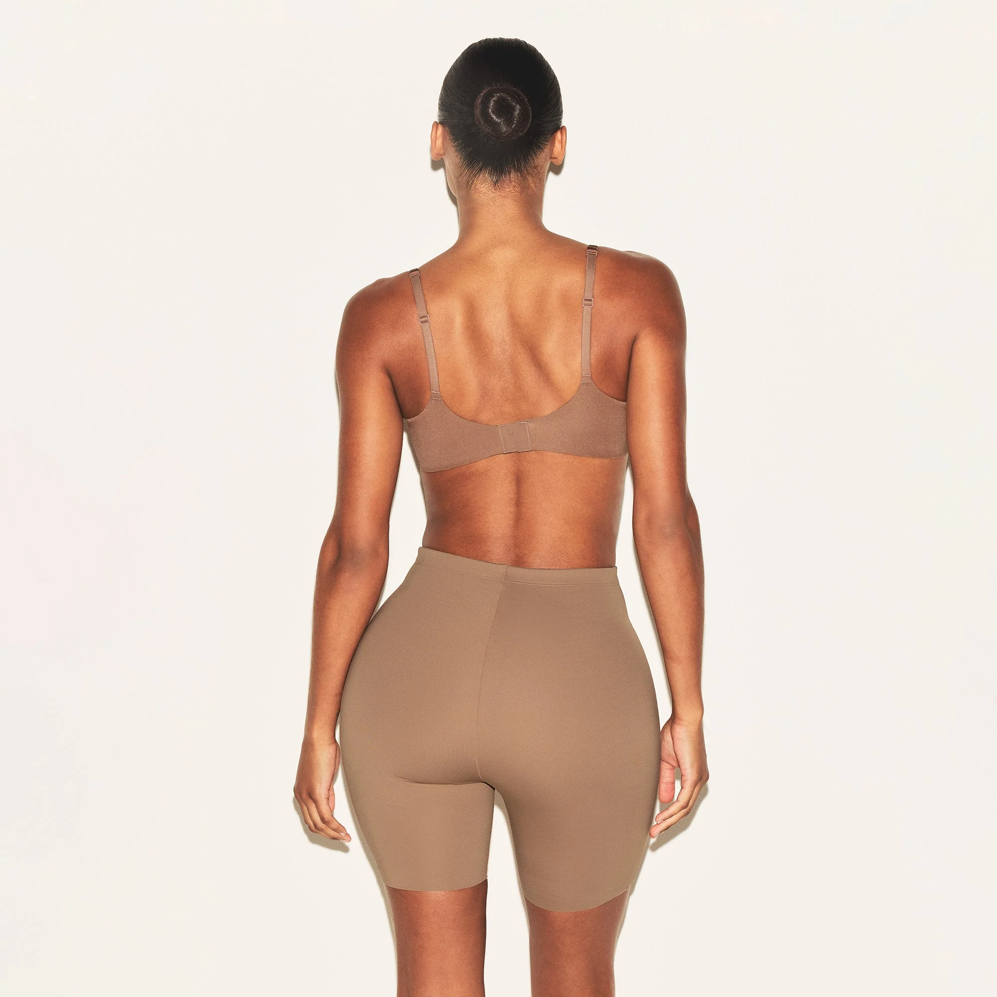 SKIMS BODY HIP ENHANCING PADDED SHORT | SIENNA - Image 3