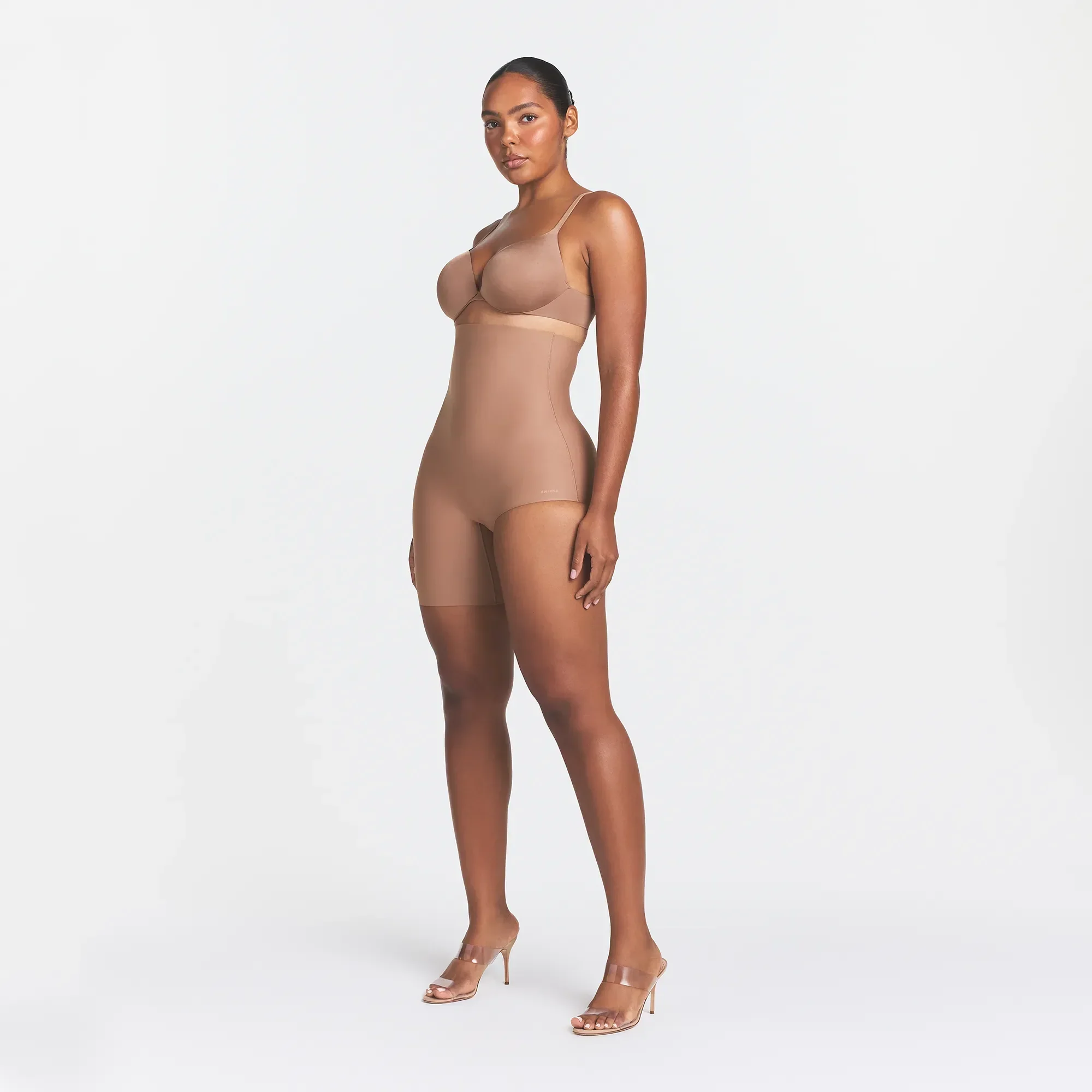 SKIMS BODY LEFT LEG SOLUTION SHORT | SIENNA - Image 2