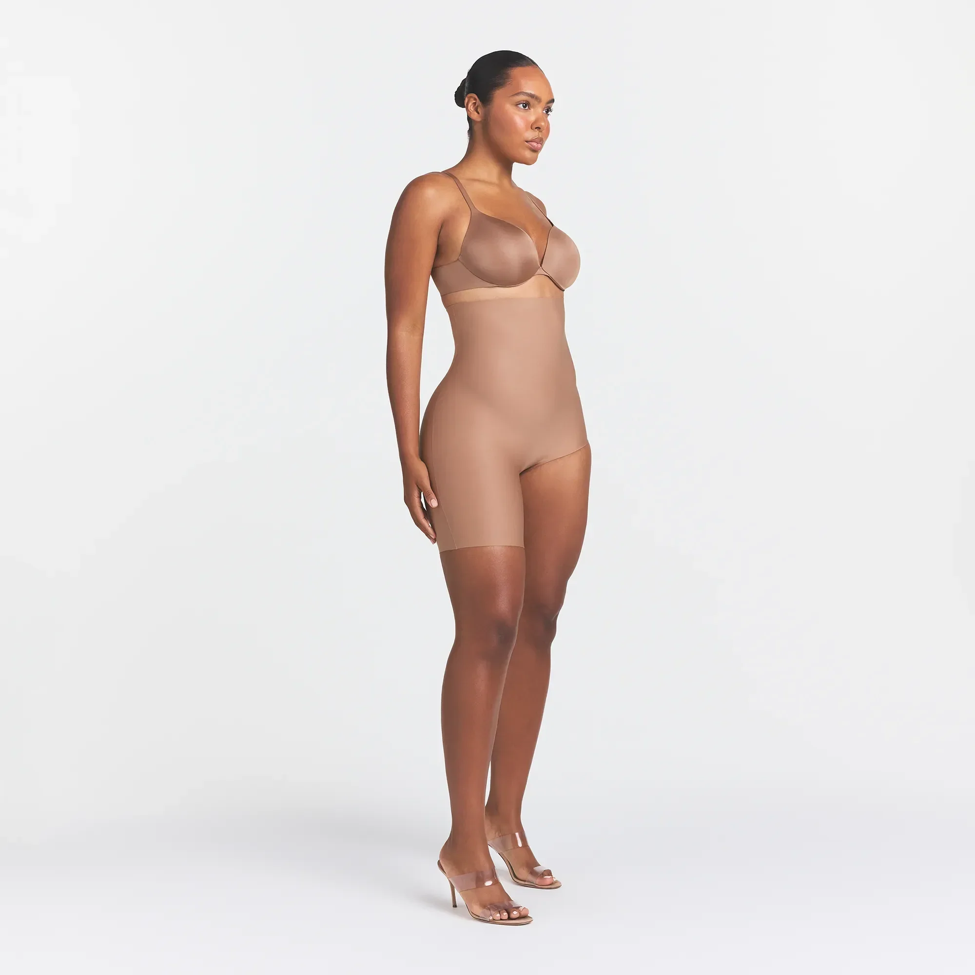 SKIMS BODY LEFT LEG SOLUTION SHORT | SIENNA - Image 3