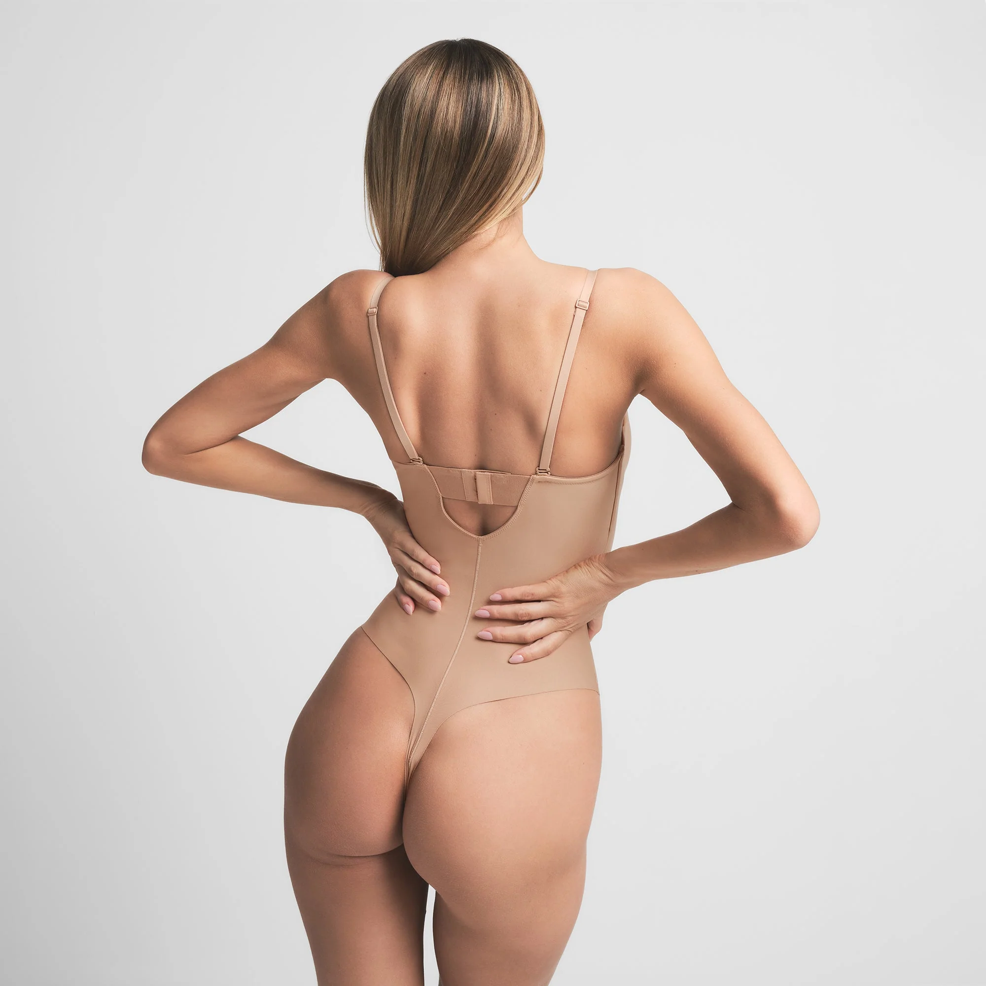SKIMS BODY UNDERWIRE THONG BODYSUIT | CLAY - Image 3