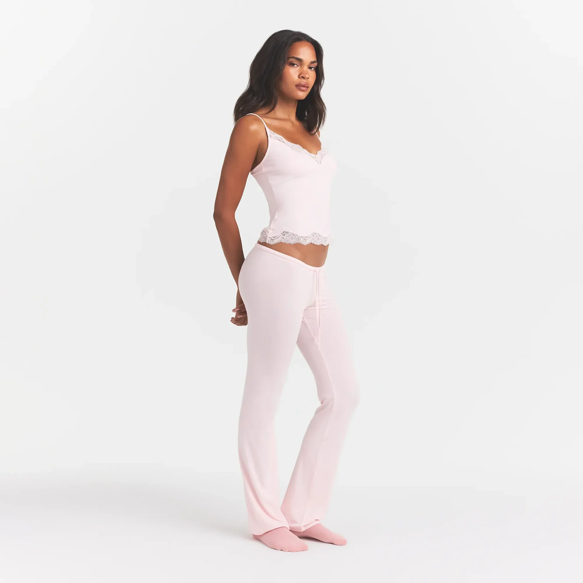 SKIMS SLEEP LACE CAMI AND PANT SET | BARELY PINK - Image 2