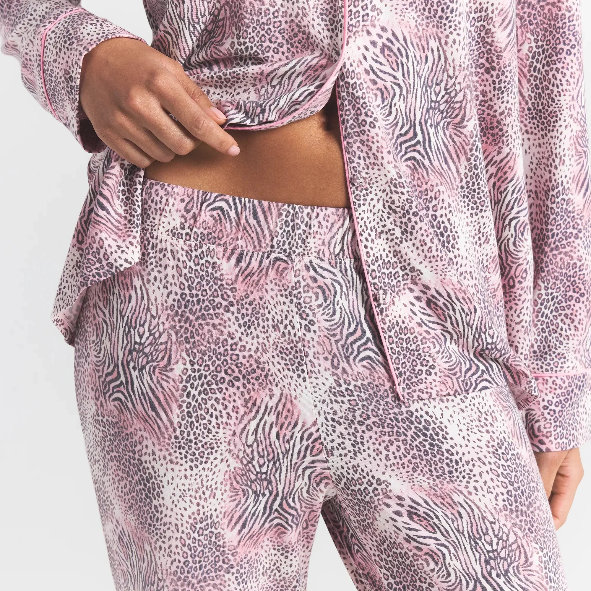 SKIMS SLEEP LONG SLEEVE BUTTON UP SET | BLOOM MINI MULTI ANIMAL - Image 3
