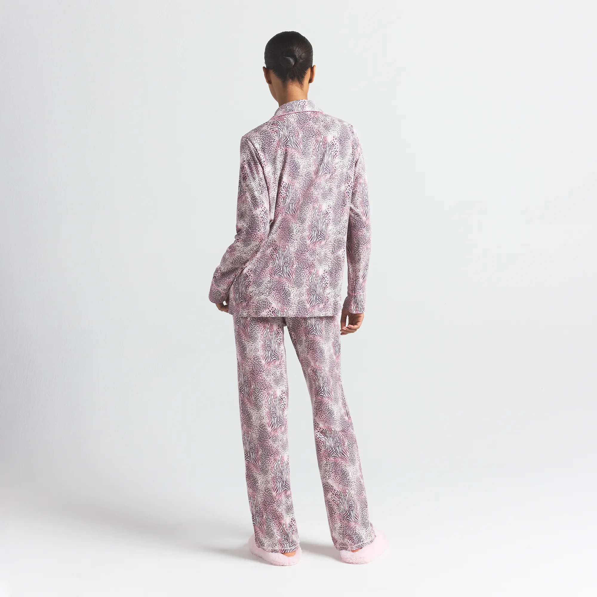 SKIMS SLEEP LONG SLEEVE BUTTON UP SET | BLOOM MINI MULTI ANIMAL - Image 5