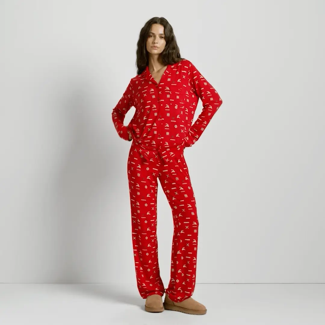 SKIMS SLEEP LONG SLEEVE BUTTON UP SET | CRANBERRY VINTAGE DEER PRINT - Image 4