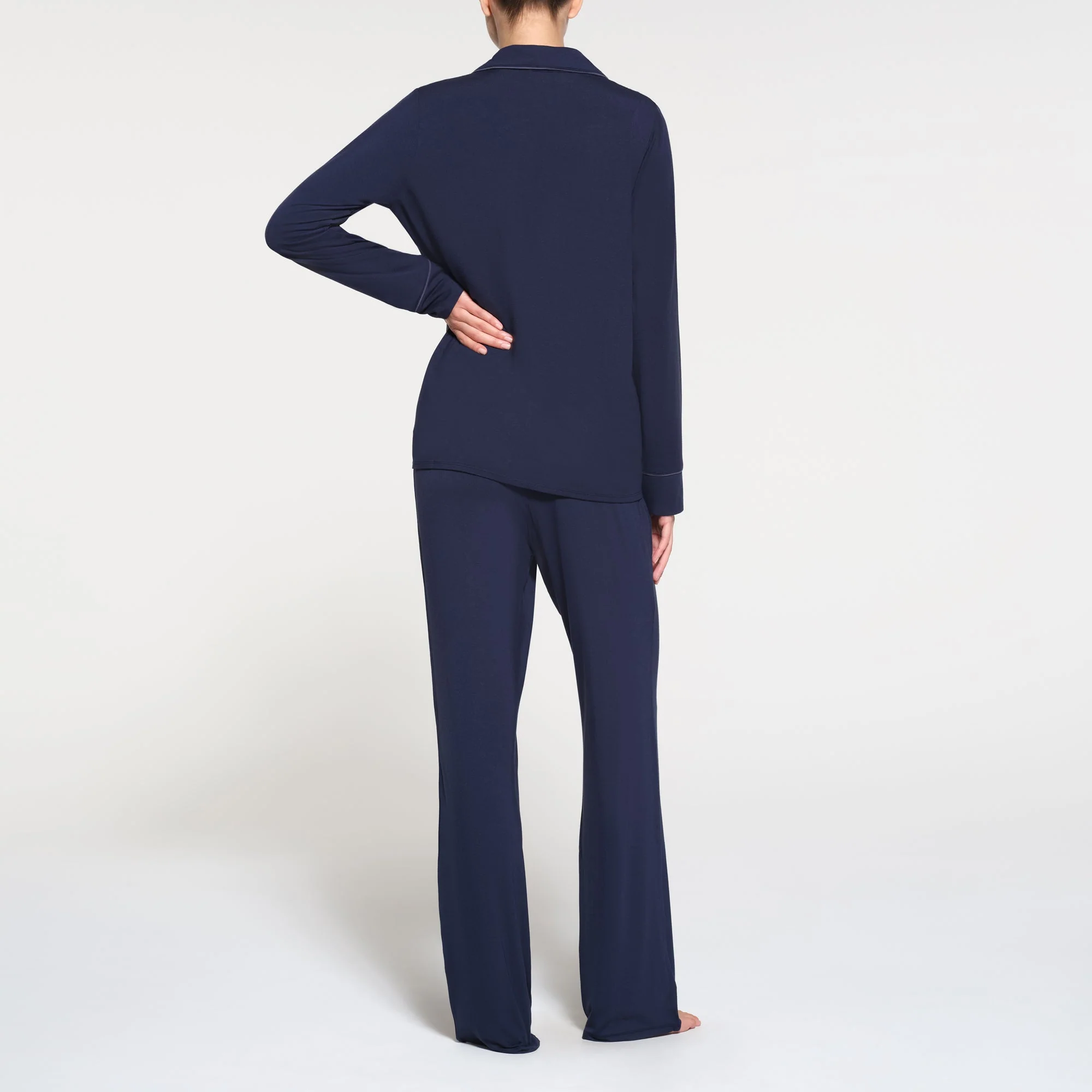 SKIMS SLEEP LONG SLEEVE BUTTON UP SET | NAVY - Image 3