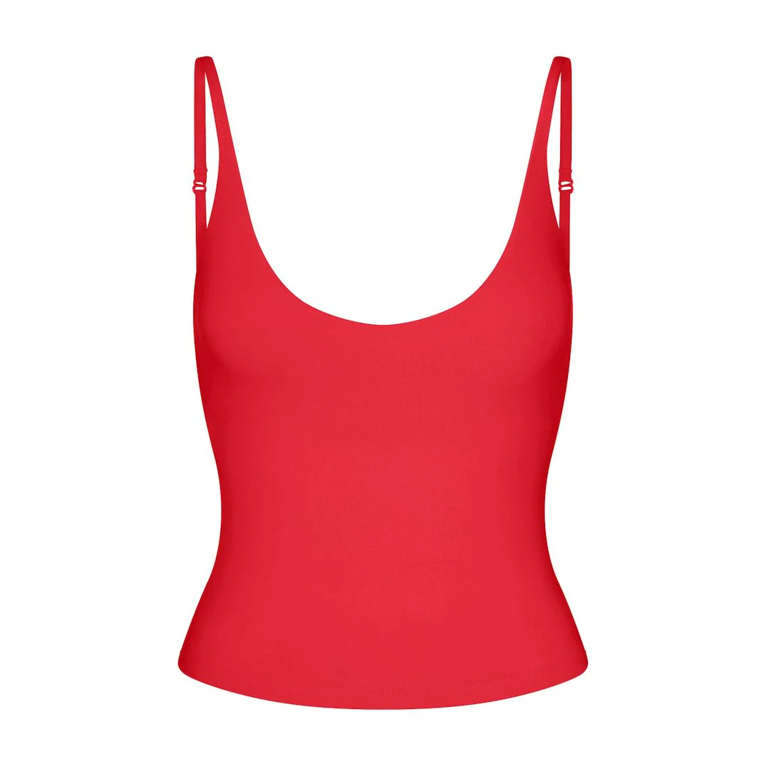 SMOOTH LAYERS SCOOP NECK CAMI | CARMINE - Image 4