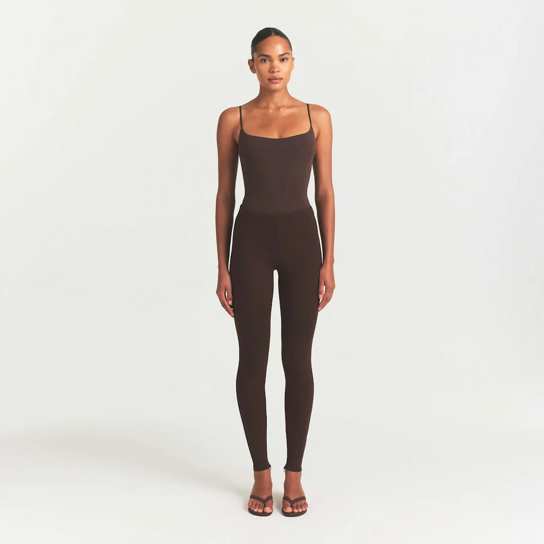 THE ESSENTIAL COLLECTION HIGH-WAISTED LEGGING | ESPRESSO - Image 2